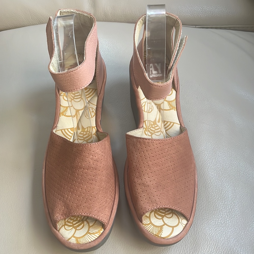 Fly London Yak Cupi mouse Rose Sandals sz 41 - Picture 4 of 11
